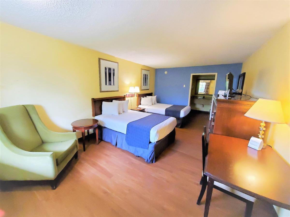 Days Inn By Wyndham Towson Exterior photo